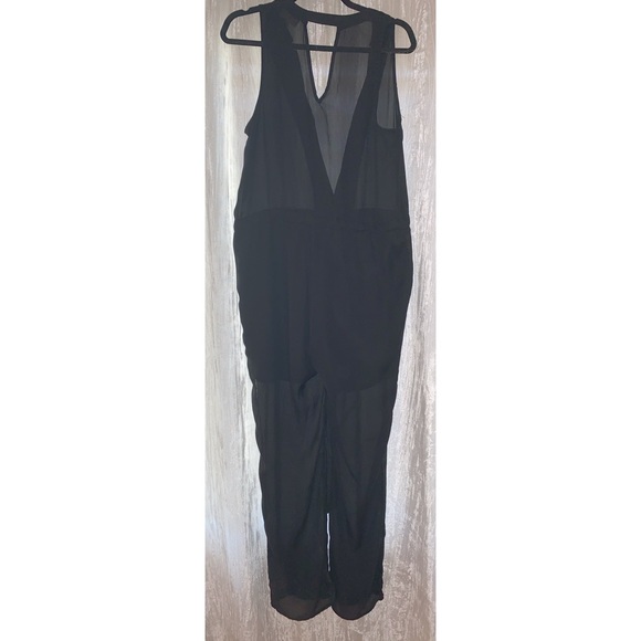 Buttoned down Romper - Picture 4 of 4